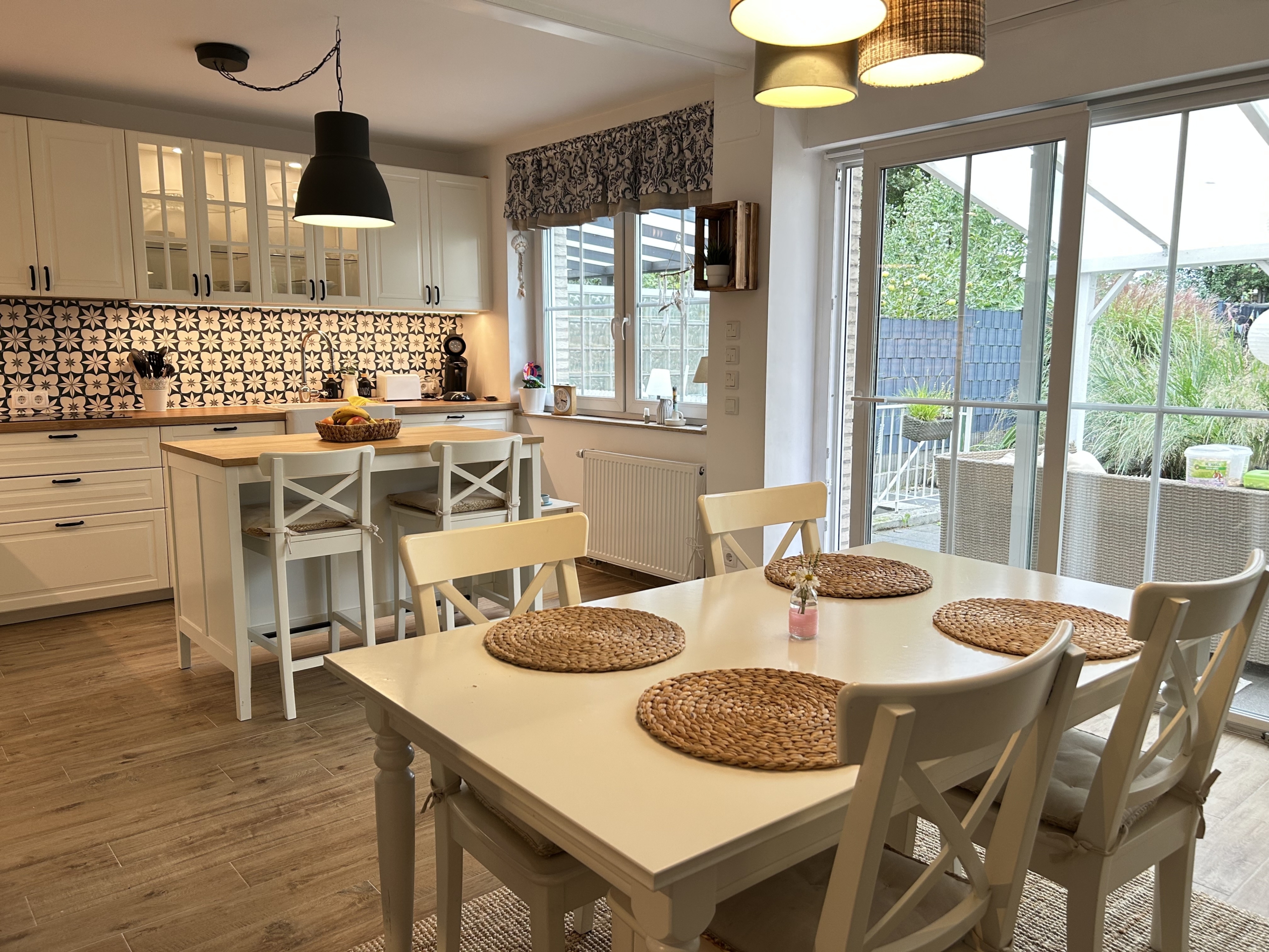 Krukenberg Immobilien Angebot Küche mit Gartenzugang