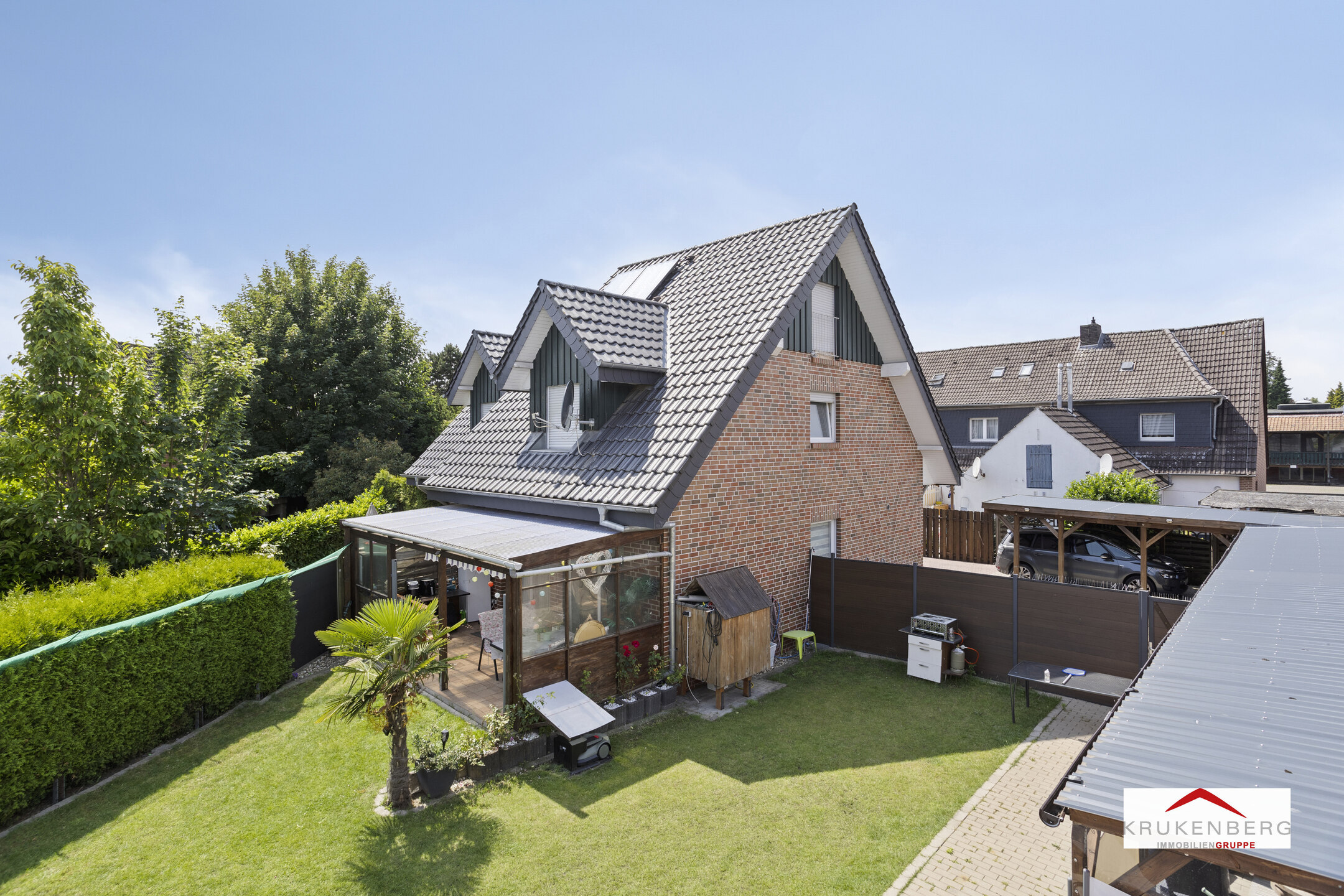 Moderne Doppelhaushälfte mit 4 Zimmern, Südgarten, Fußbodenheizung &amp; Vollkeller