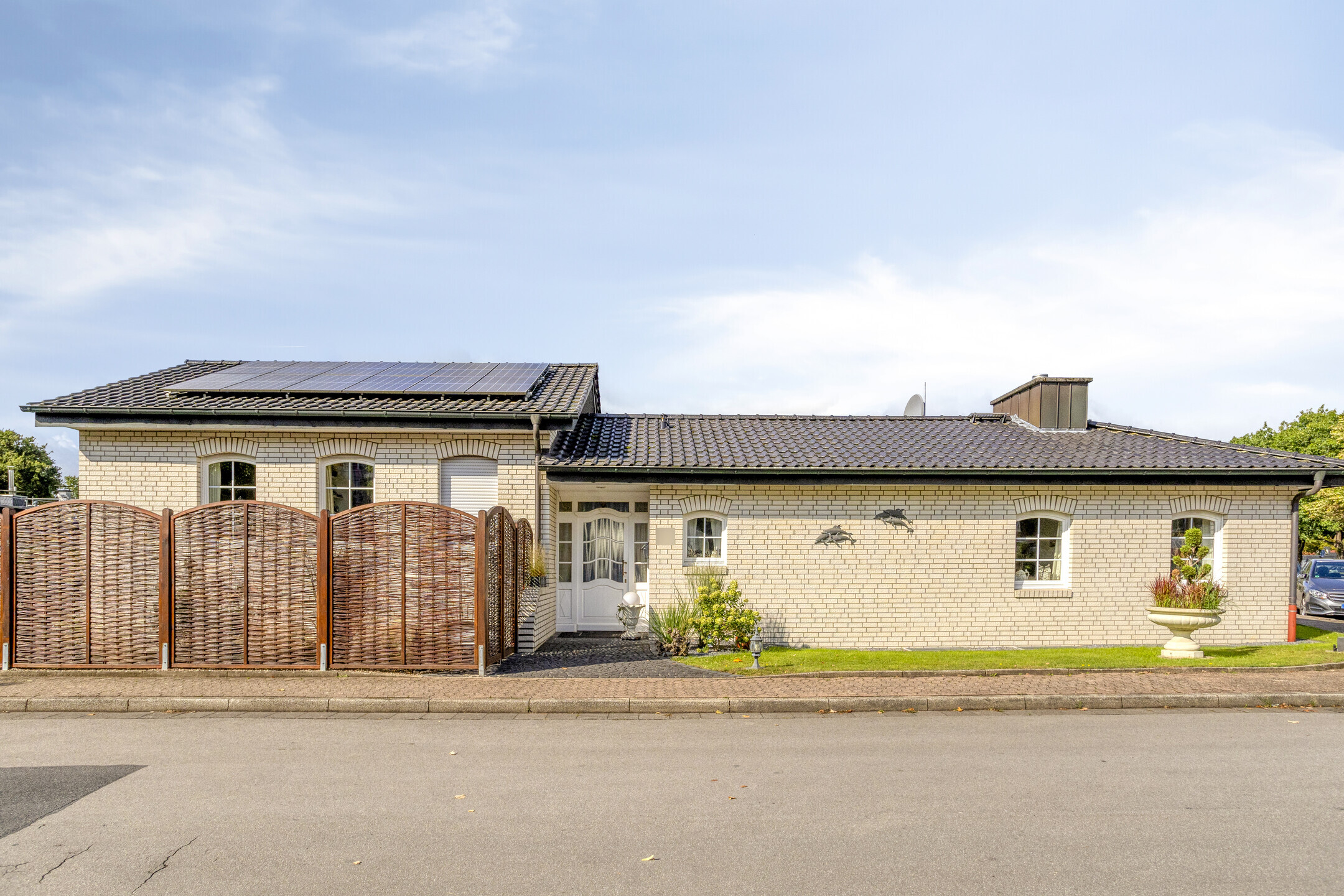 Traumhaus in Dorsten: Großzügiges EFH mit Kamin, Doppelgarage &amp; Garten
