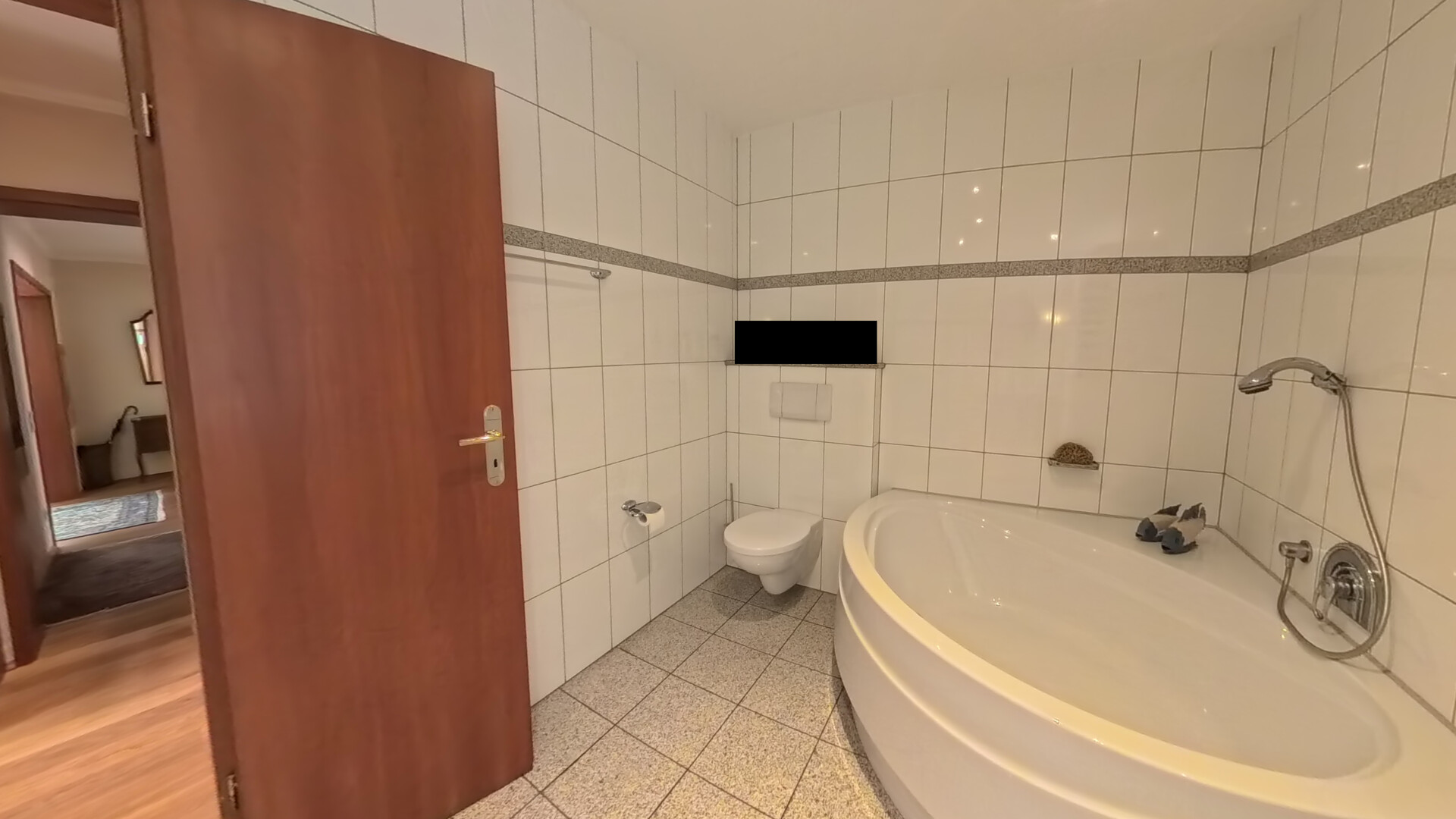 Foto - EG - Badezimmer - 2 - Bearbeiet