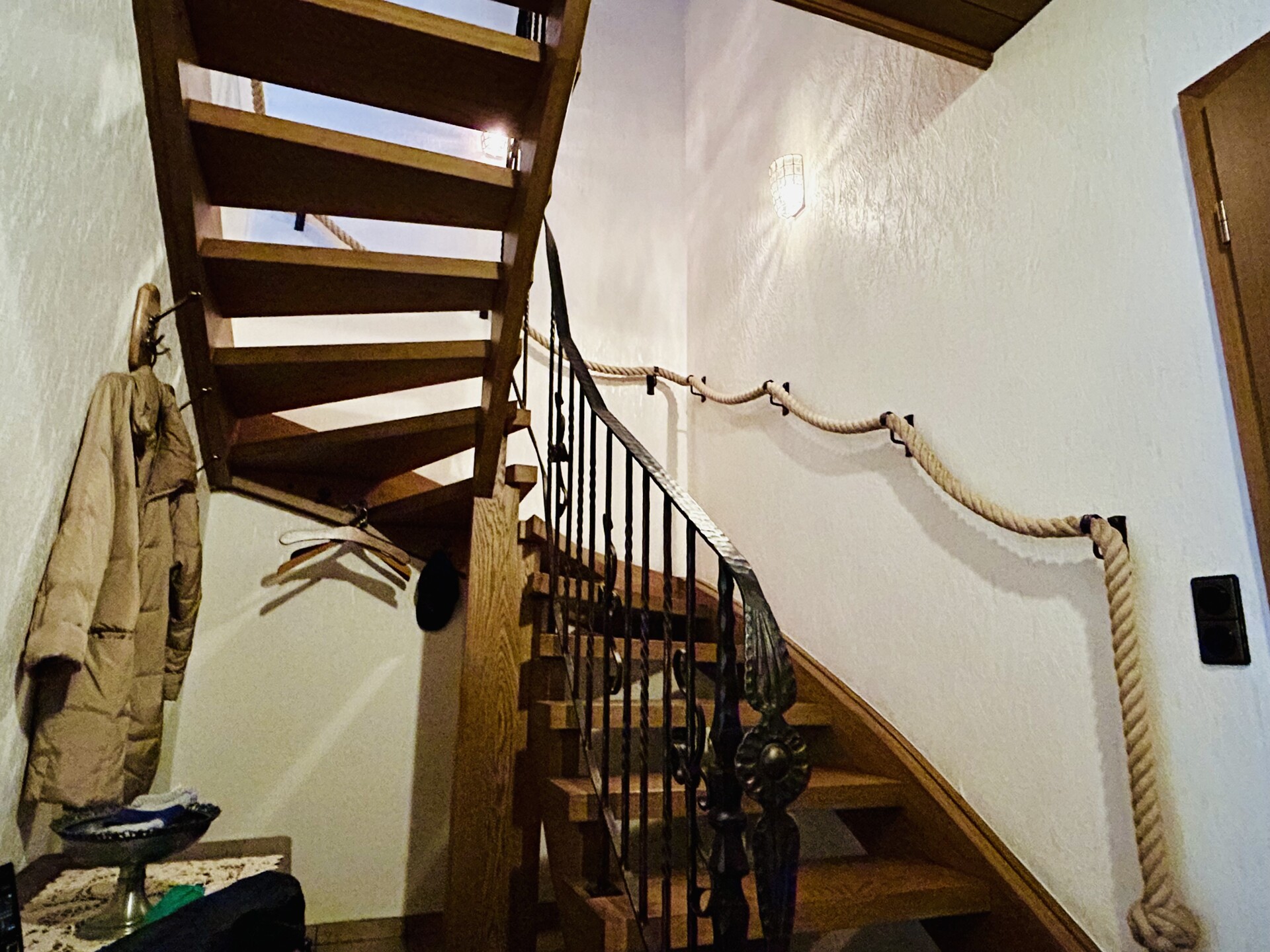 Krukenberg Immobilien Angebot Treppe zum 1.OG