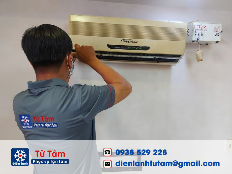 Vệ sinh máy lạnh panasonic uy tín