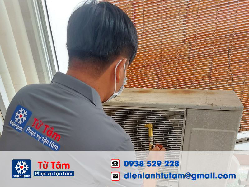Dịch vụ vệ sinh máy lạnh panasonic tại nhà