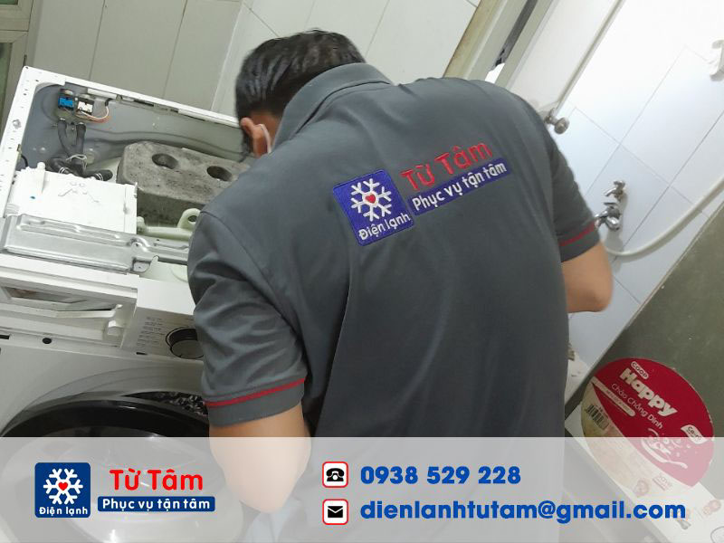 Kĩ thuật viên đến nhà chỉ sau 30 phút liên hệ