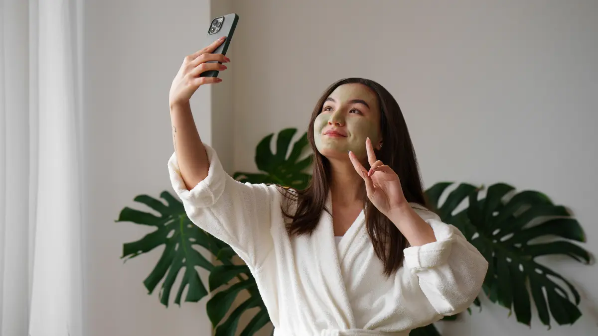 A Clean and Sustainable Beauty Influencer