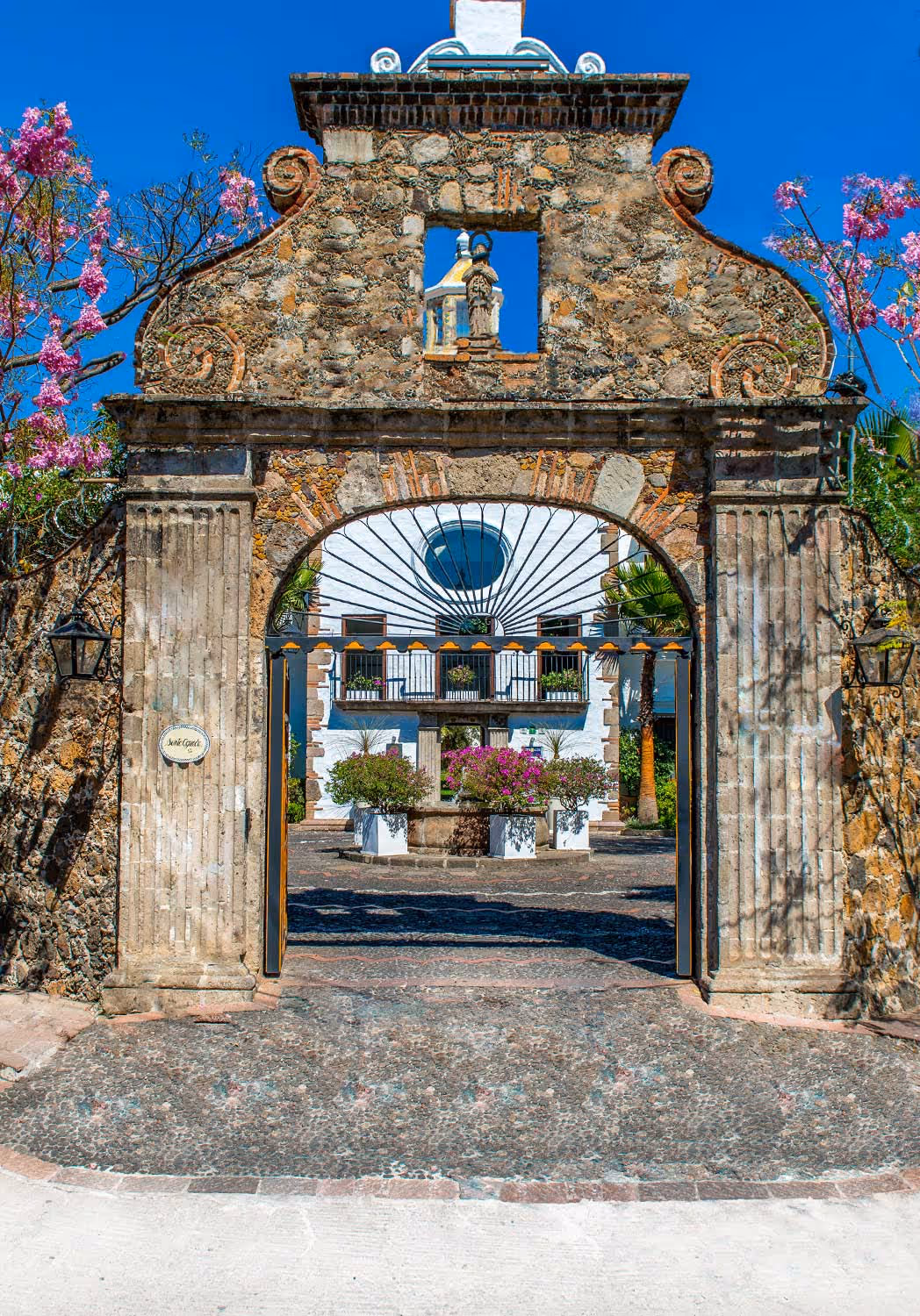 Entrada a Anticavilla Hotel & Spa