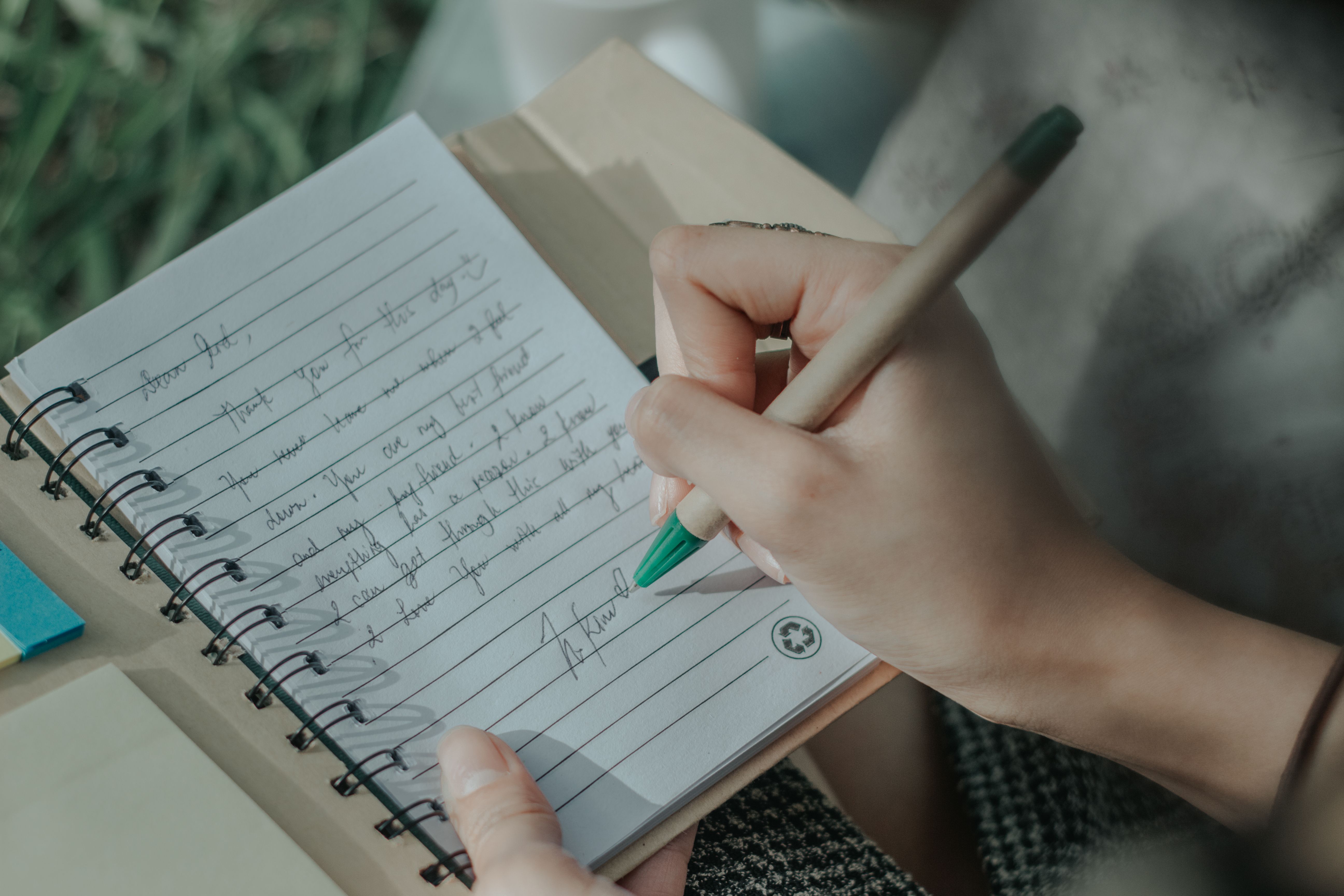 expressing gratitude on a notepad
