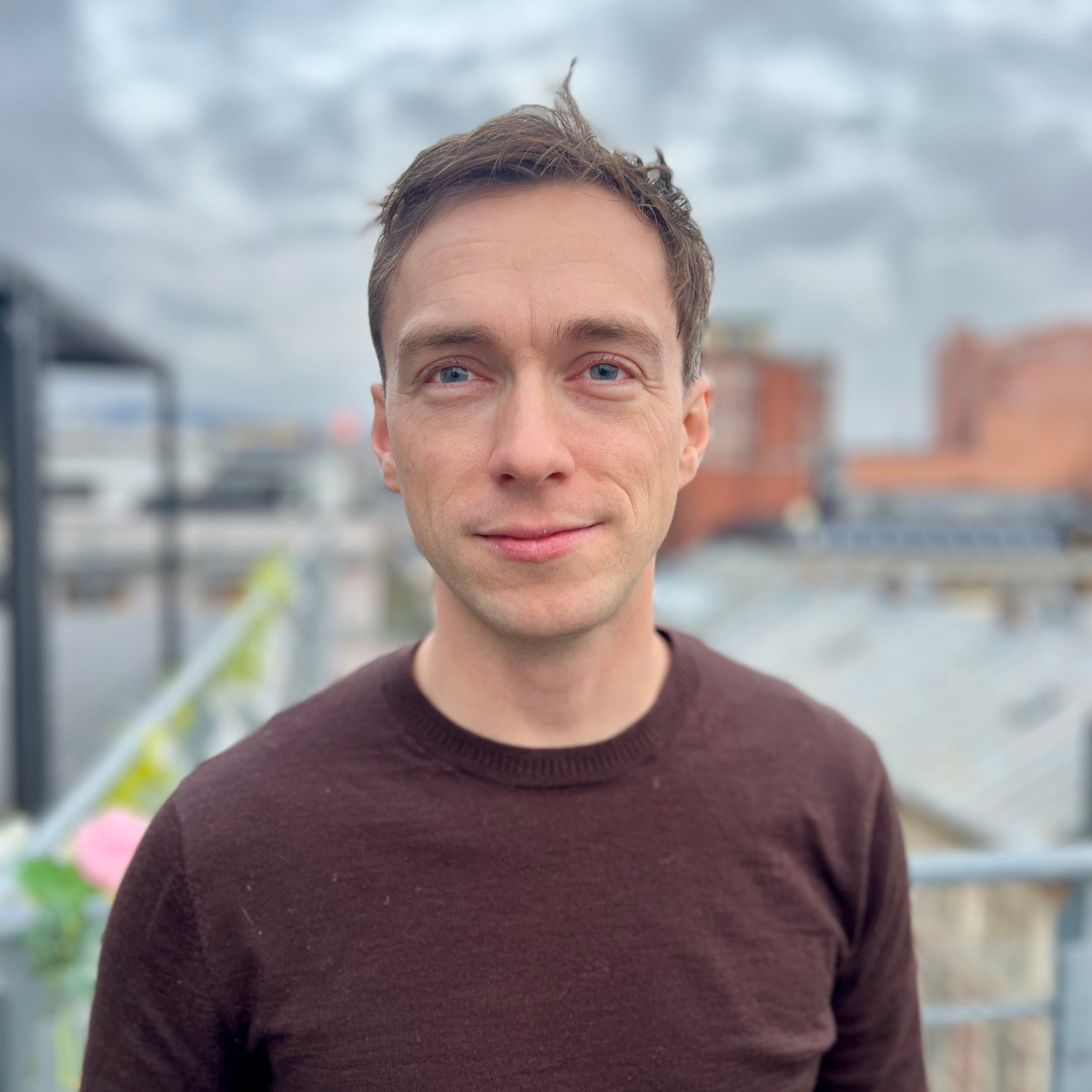 A picture of Lilli, who is a cute shetland sheepdog