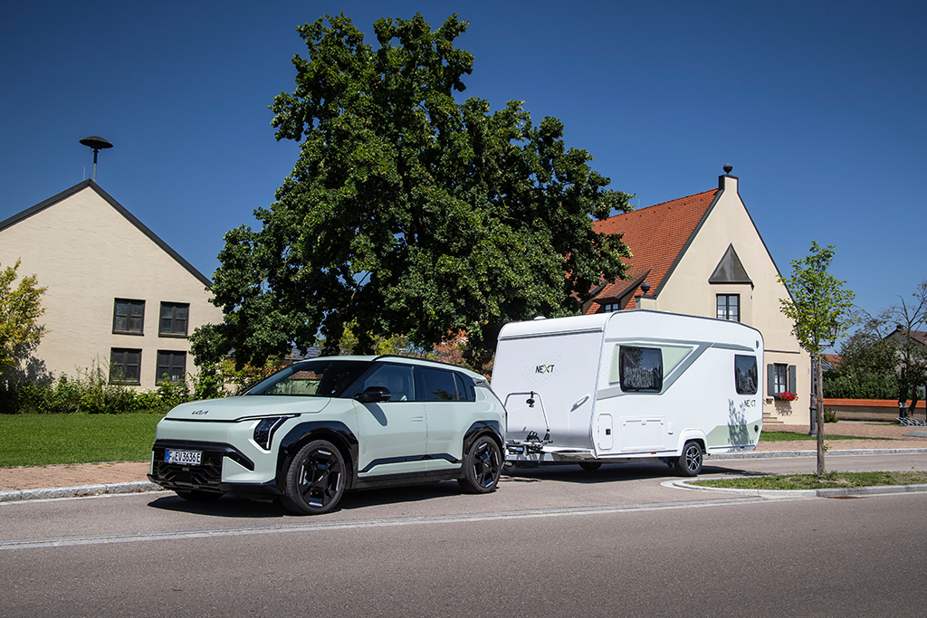 Den Wohnwagen am Haken