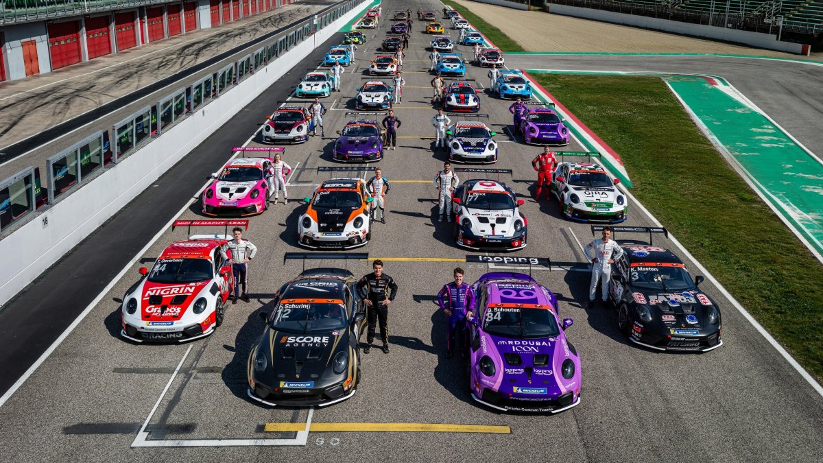 Neues Auto, volles Fahrerfeld