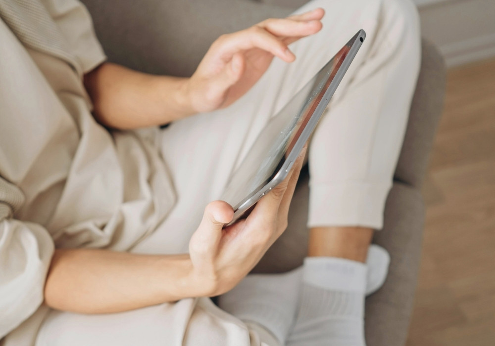 Email Newsletters That Convert: The Smarter Way with Clerk.io