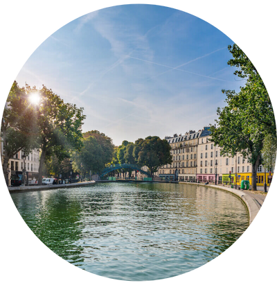 Image d'une étudiante de Luca School