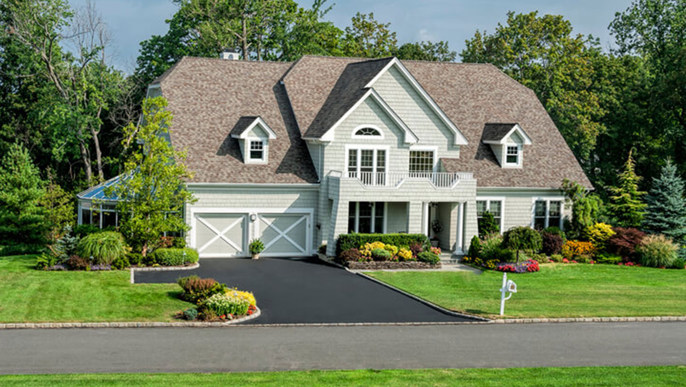 Luxury Home in the Suburbs