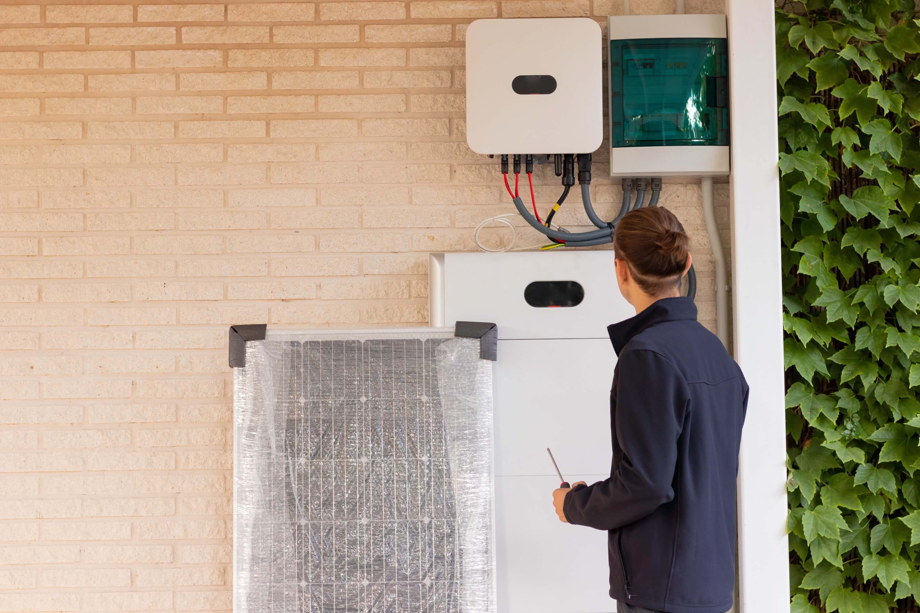 Installation der Geräte durch Energieeffizienz-Experten von Enter für maximalen Brandschutz