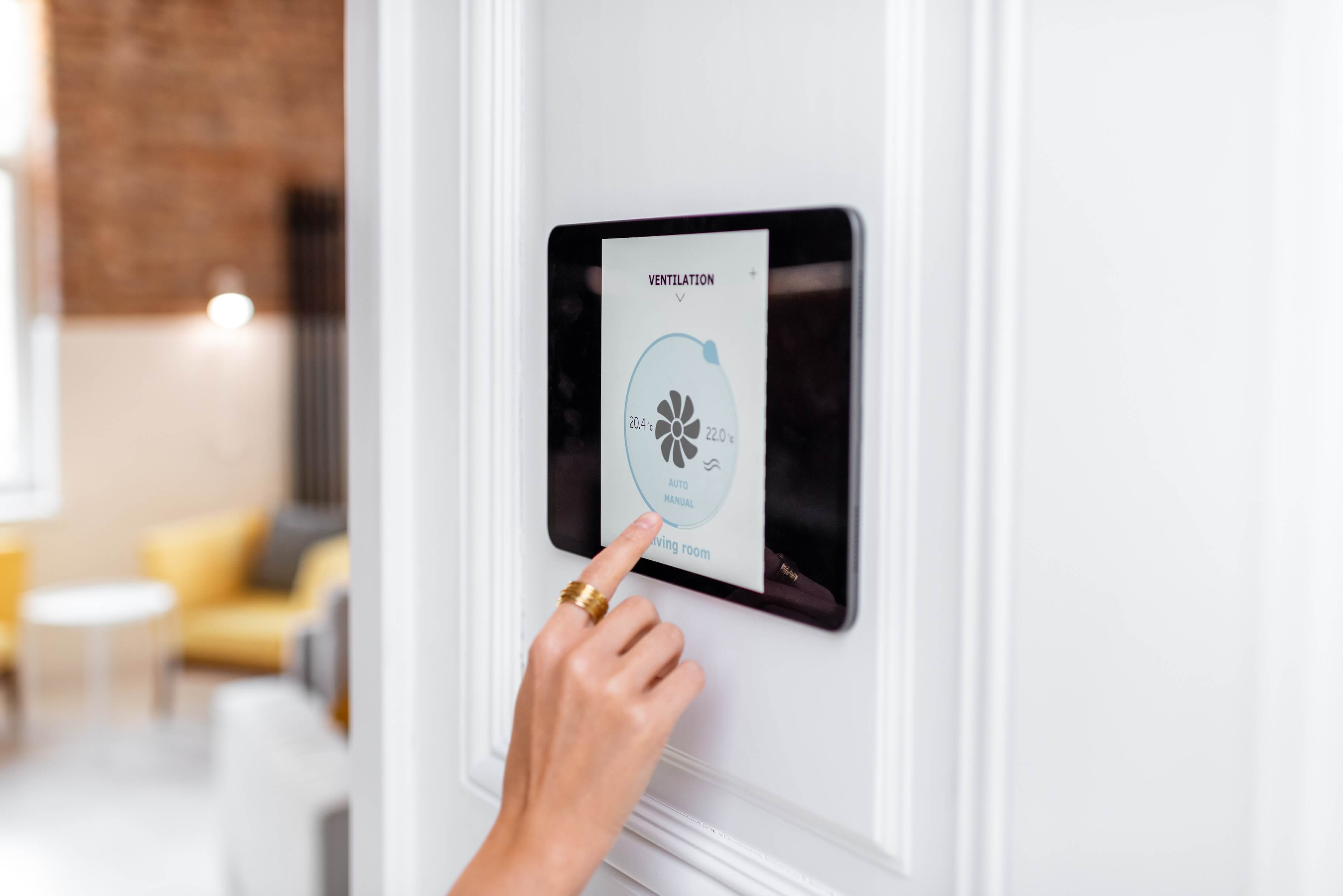 Smart-Home-Kühlsysteme mit automatisierter Steuerung der Raumtemperatur 