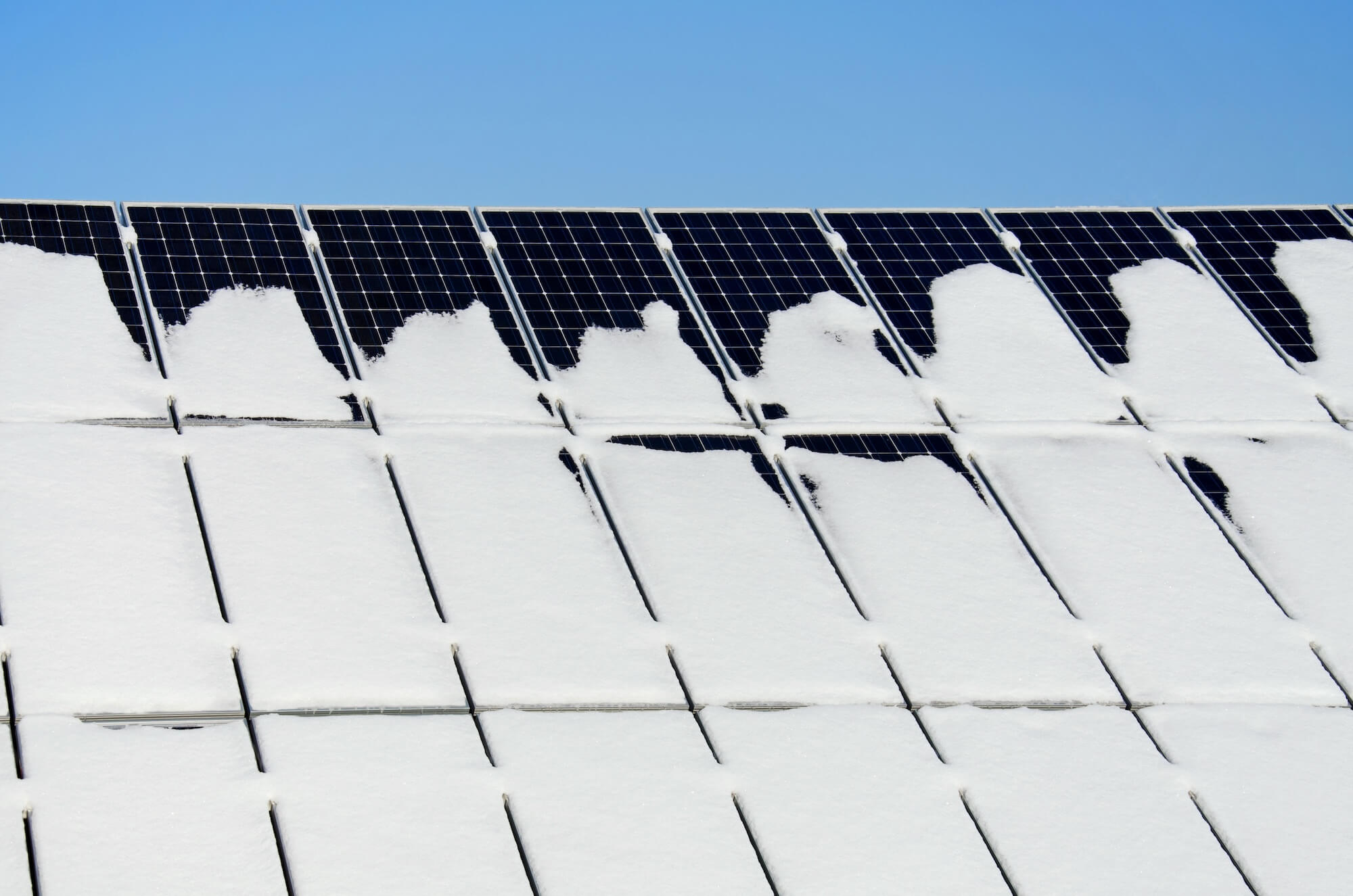 Eingeschneite PV-Module