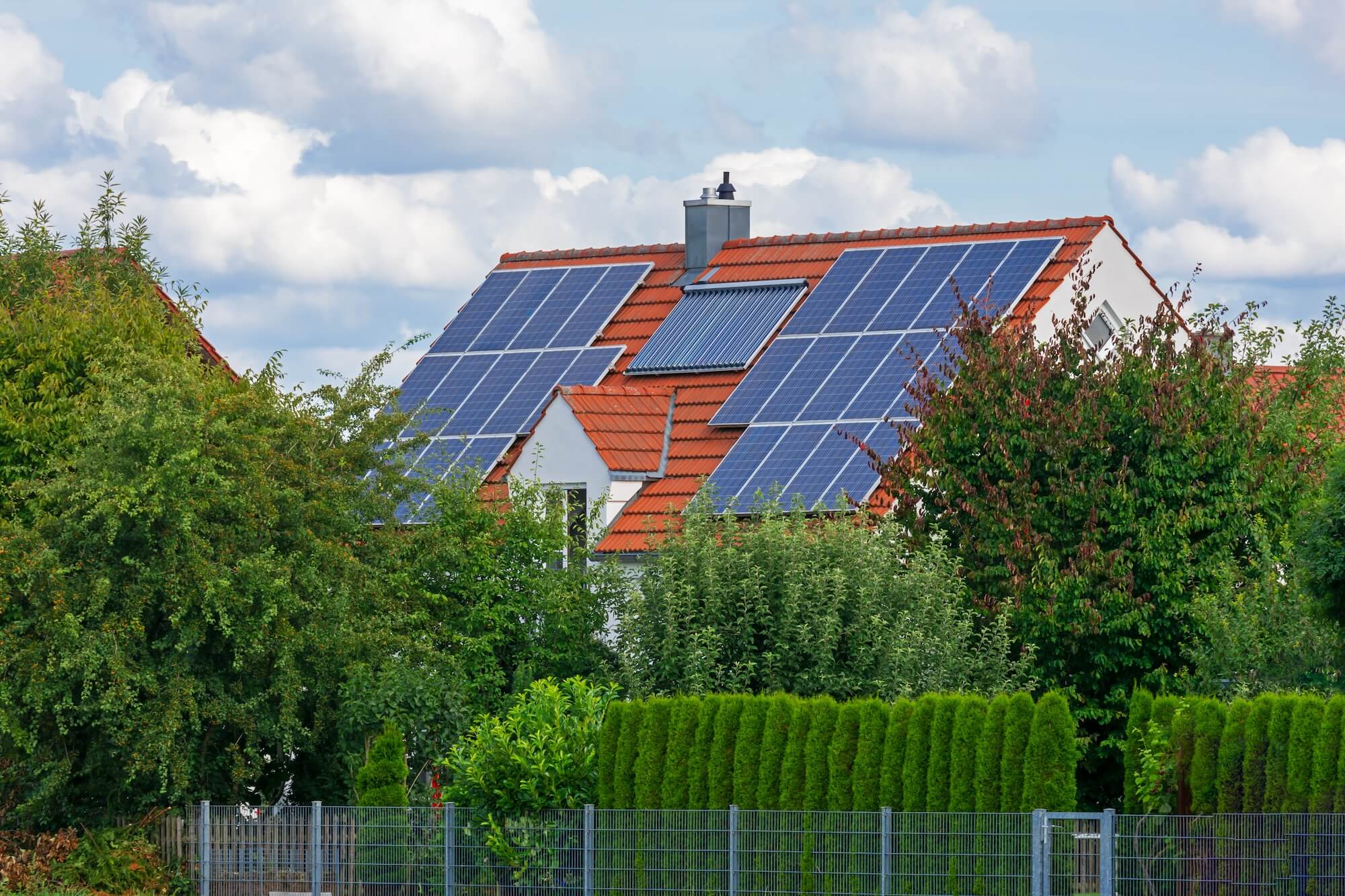 Gas-Hybridheizung mit Solarthermie