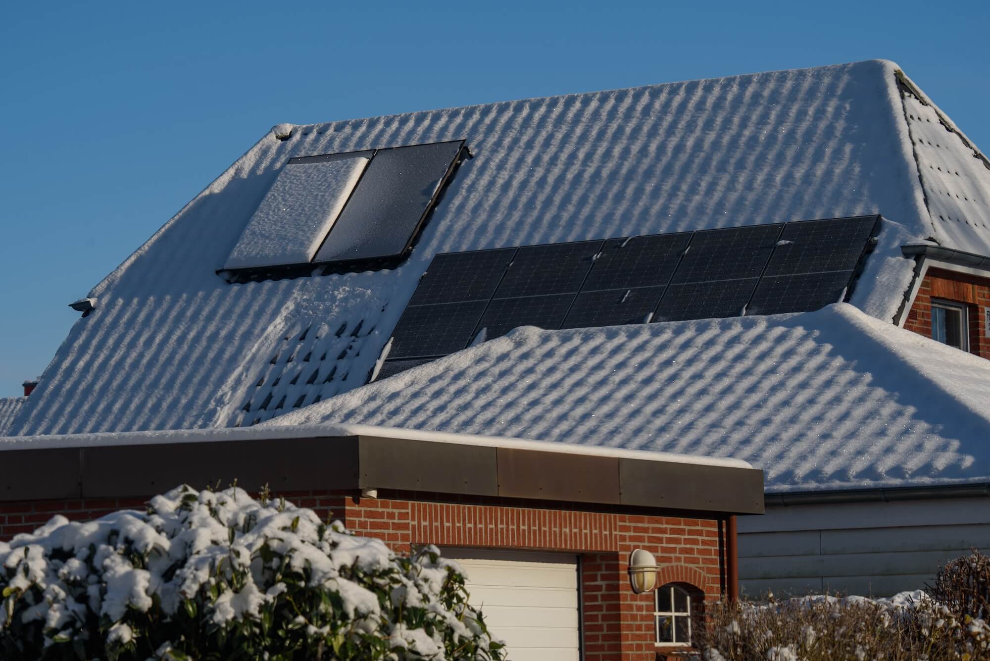Solarthermie im Winter: Experten-Tipps von Enter zur Optimierung der Energieausbeute