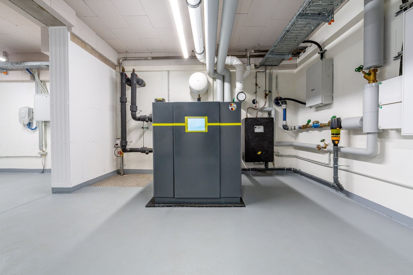 Wärmepumpe im Keller