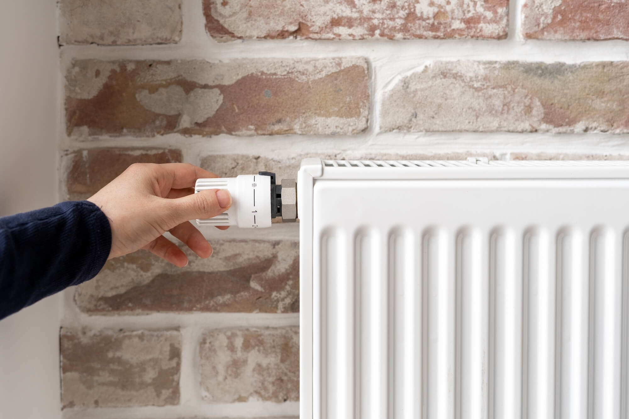 Thermostat-Einstellung an Heizkörper – Energieeinsparpotenzial berechnen mit dem Wärmepumpe-Rechner