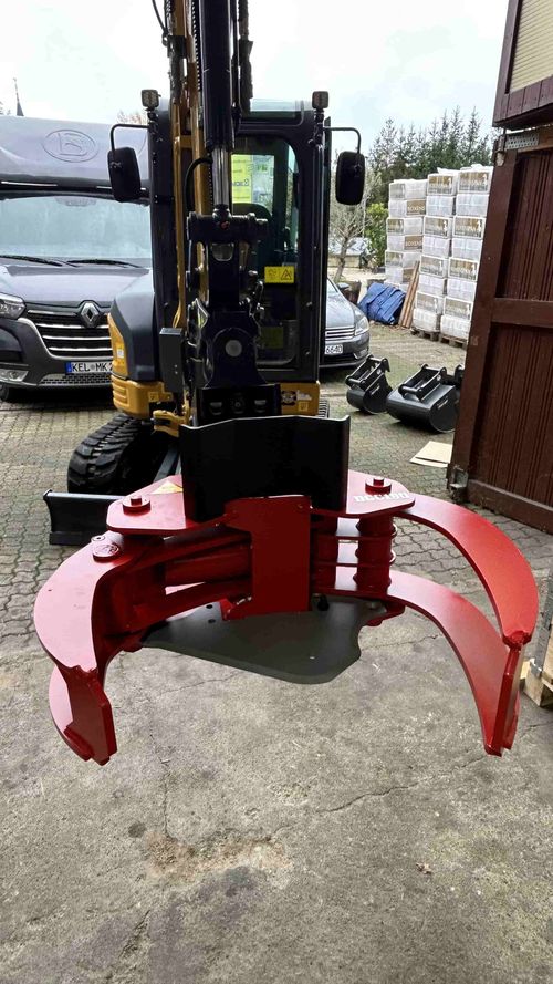 Dala-Klippen DGC180 FĂ€llgreifer an einem XCMG Bagger