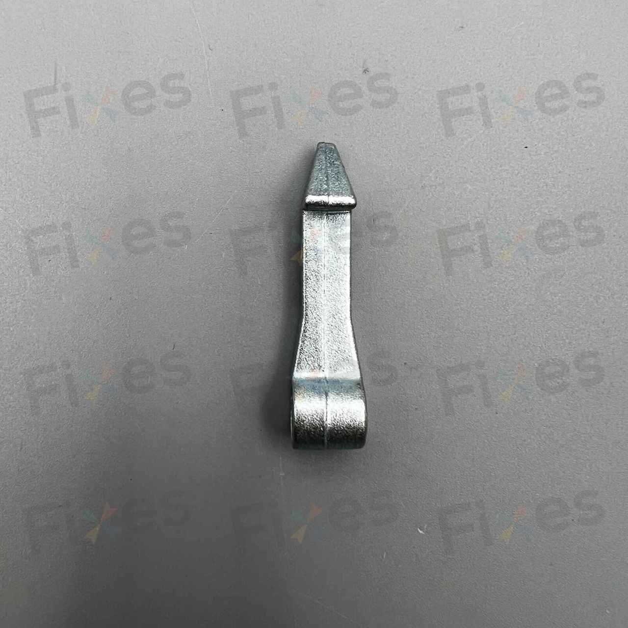 W003005a 及 W003005b 是外觀非常相似的前後期門勾，選購前必須小心核對清楚。

因零件發送後不能退貨，若現時不能確認款式，建議安排師傅上門更換。

W003005a打側睇是有凸出來的參考圖3，而W003005b打側睇是直的。