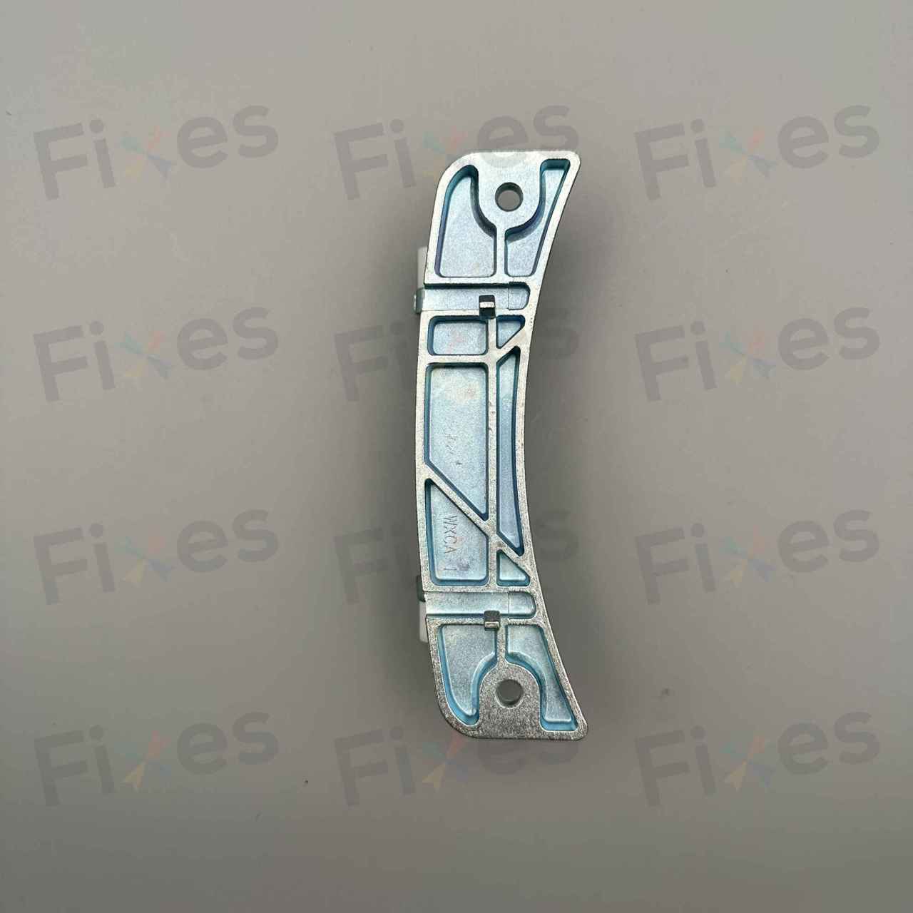 此款門鉸和W004006很相似，但不相容，請特別留意。