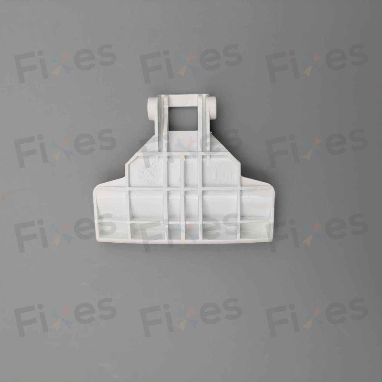 這款W002028是早期款機的門把手；
W002035是相對較新款的，與這個外觀很相似但不相容；
W002057則是最早期的門把手；
以上三款各不相容。