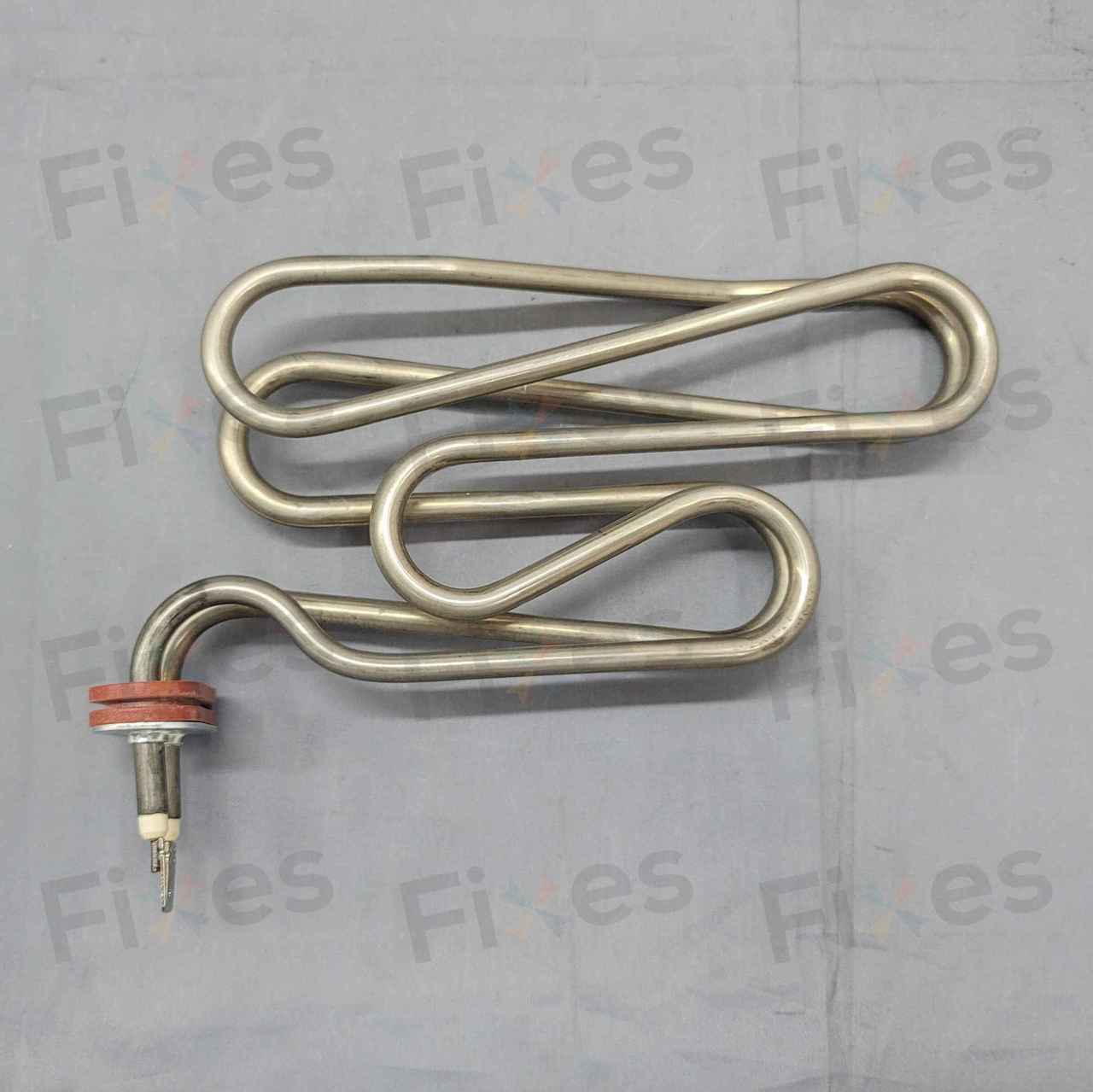 此款和W023002相似，但不相容