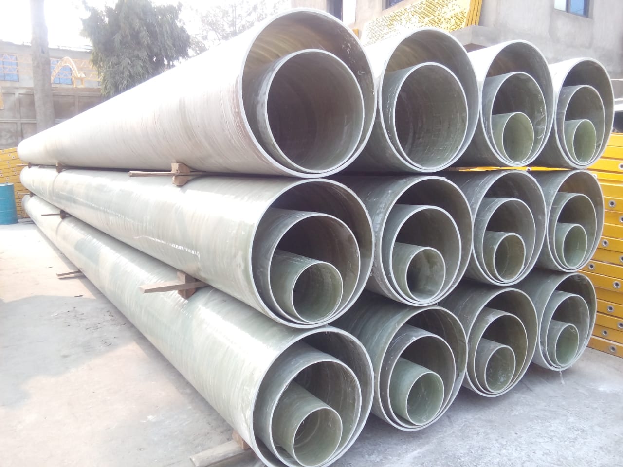 Fiberglass FRP pipe manufactured by FCI Composites