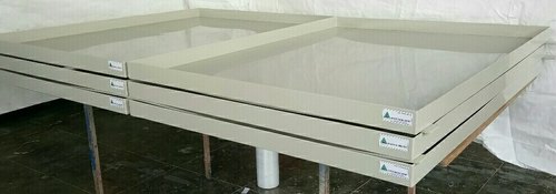 Chemical resistant table top surface detail for industrial lab use