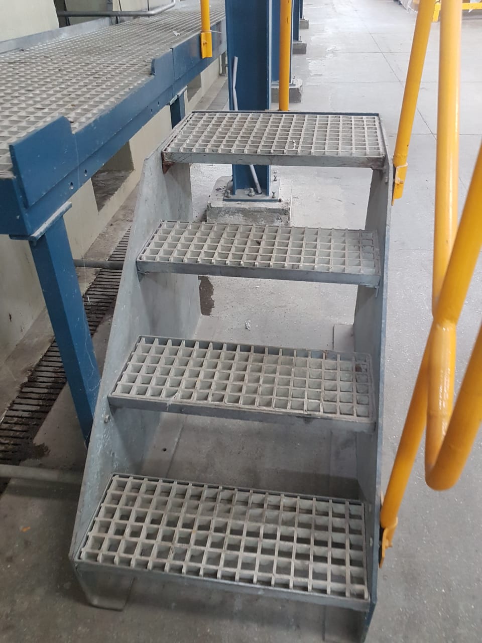 FRP crossover platform for chemical plant access
