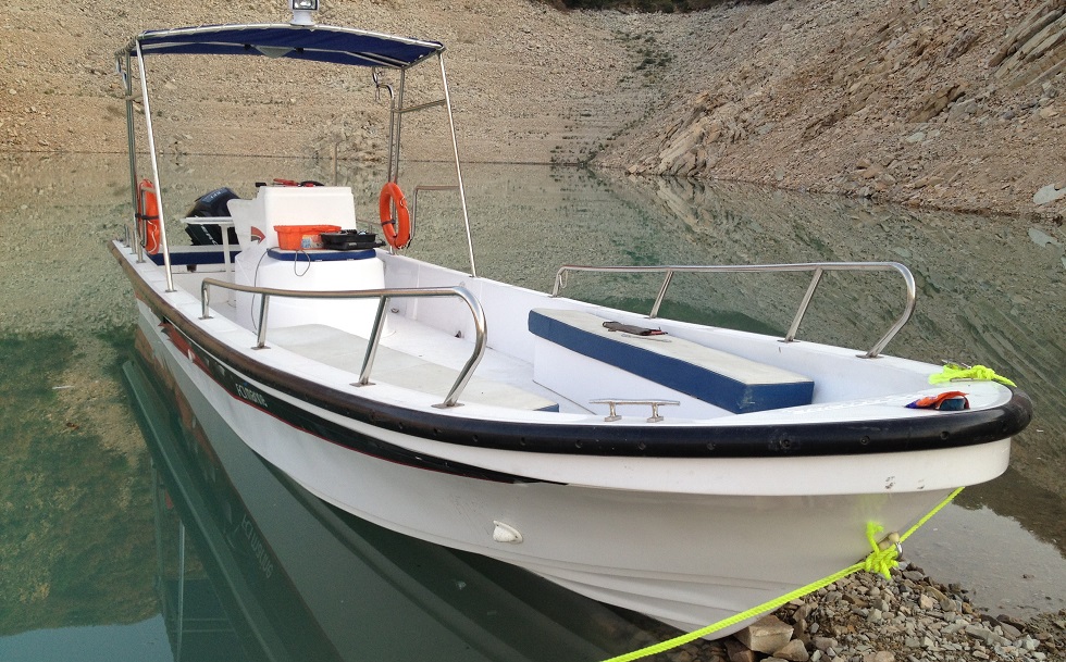Marine boat mold and fiberglass layup process