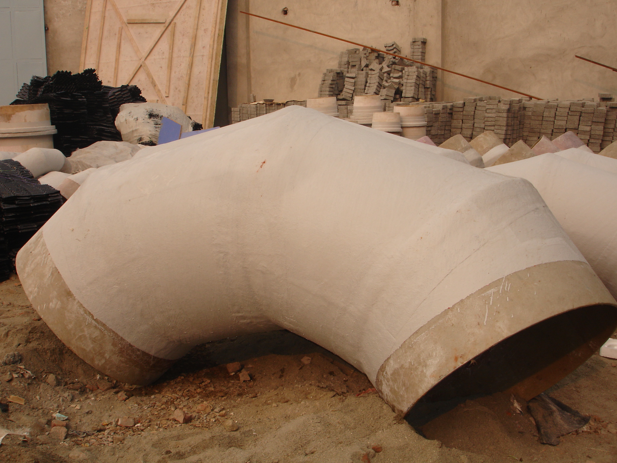 High pressure fiberglass pipe with flanged connection