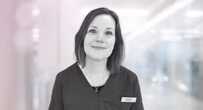 Portrett av Dr. Ingrid Børke i klinikkinteriør