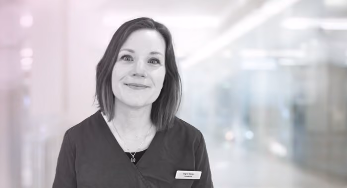 Portrett av Dr. Ingrid Børke i klinikkinteriør