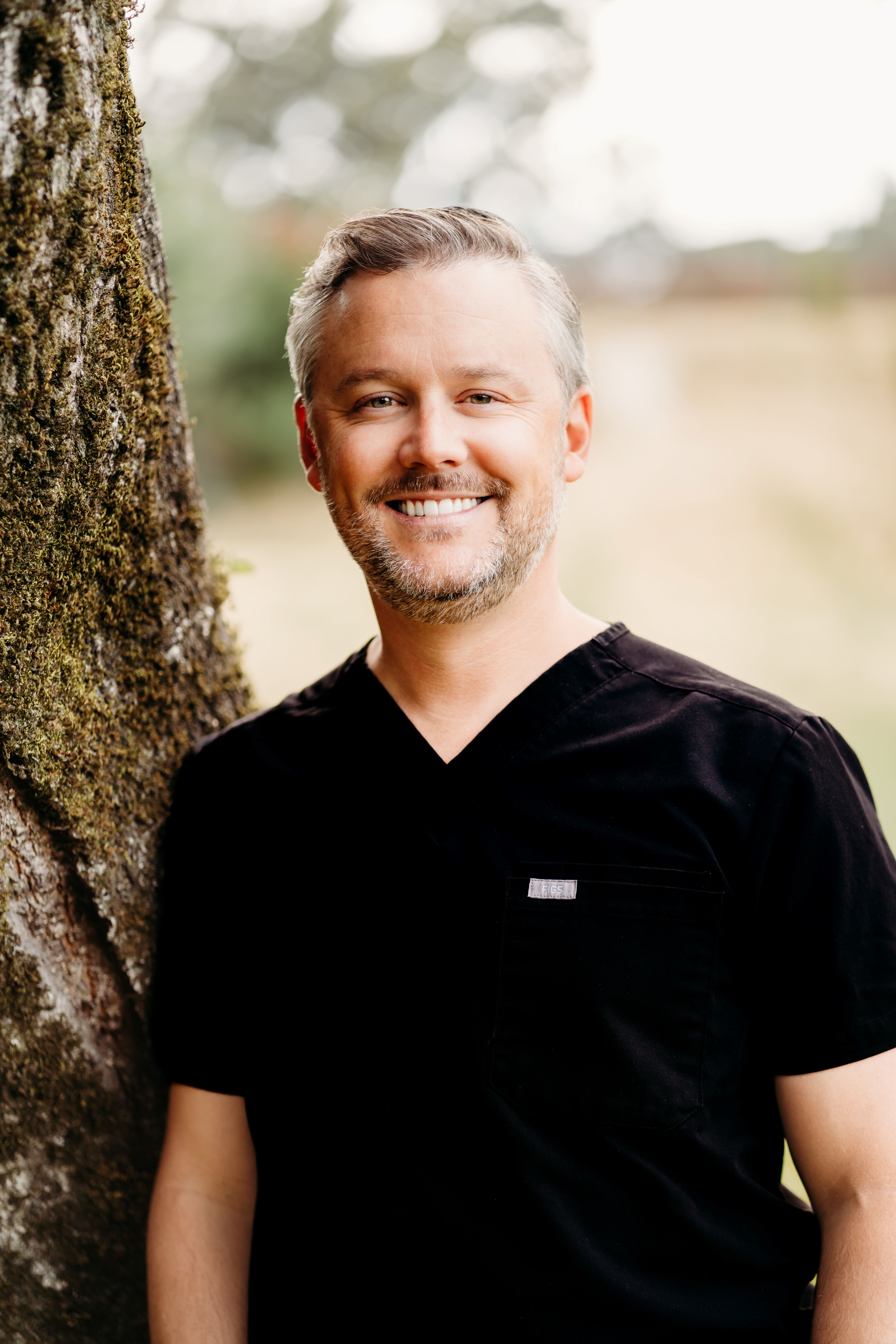 Dr. Lennard headshot