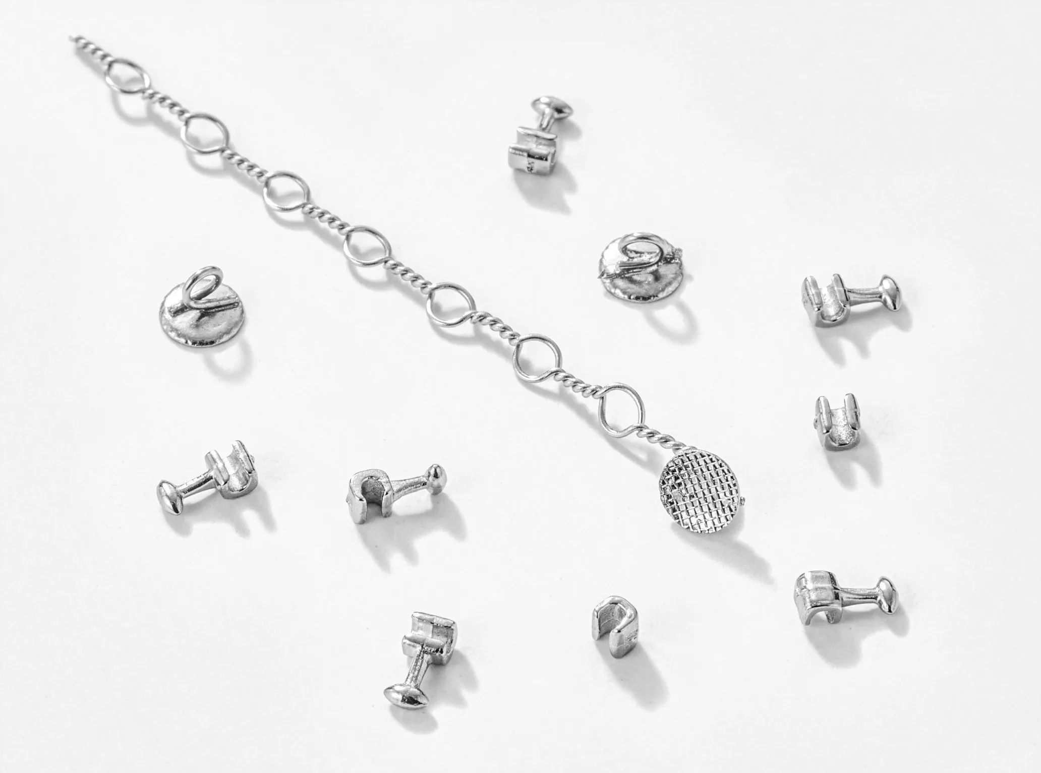 シリコーン材料ハンドブック フック・ストップ製品一覧 | ティーピー・オーソドンテックス