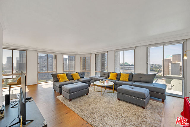 800 W 1st Street # 808, Los Angeles CA 90012