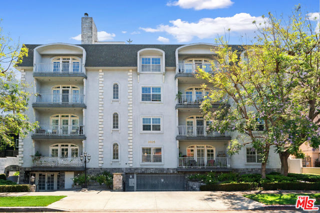 2025 S Beverly Glen Boulevard # 2D, Los Angeles CA 90025