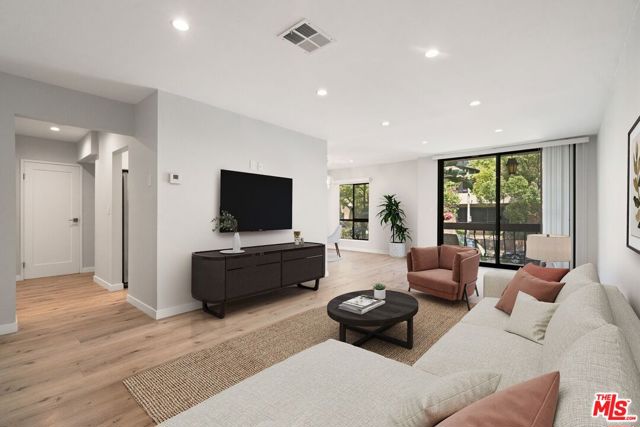 7300 Franklin Avenue # 346, Los Angeles CA 90046