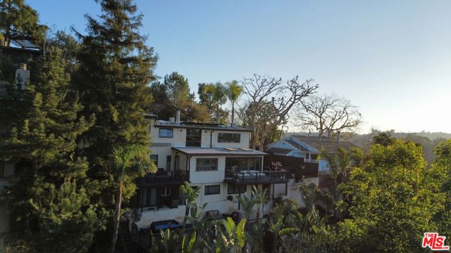 7483 Palo Vista Drive, Los Angeles CA 90046