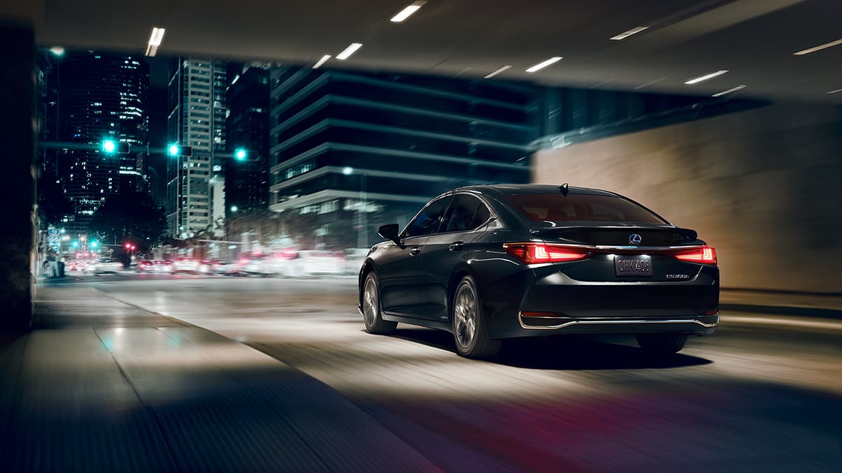 luxury_Lexus-ES-300h.jpg