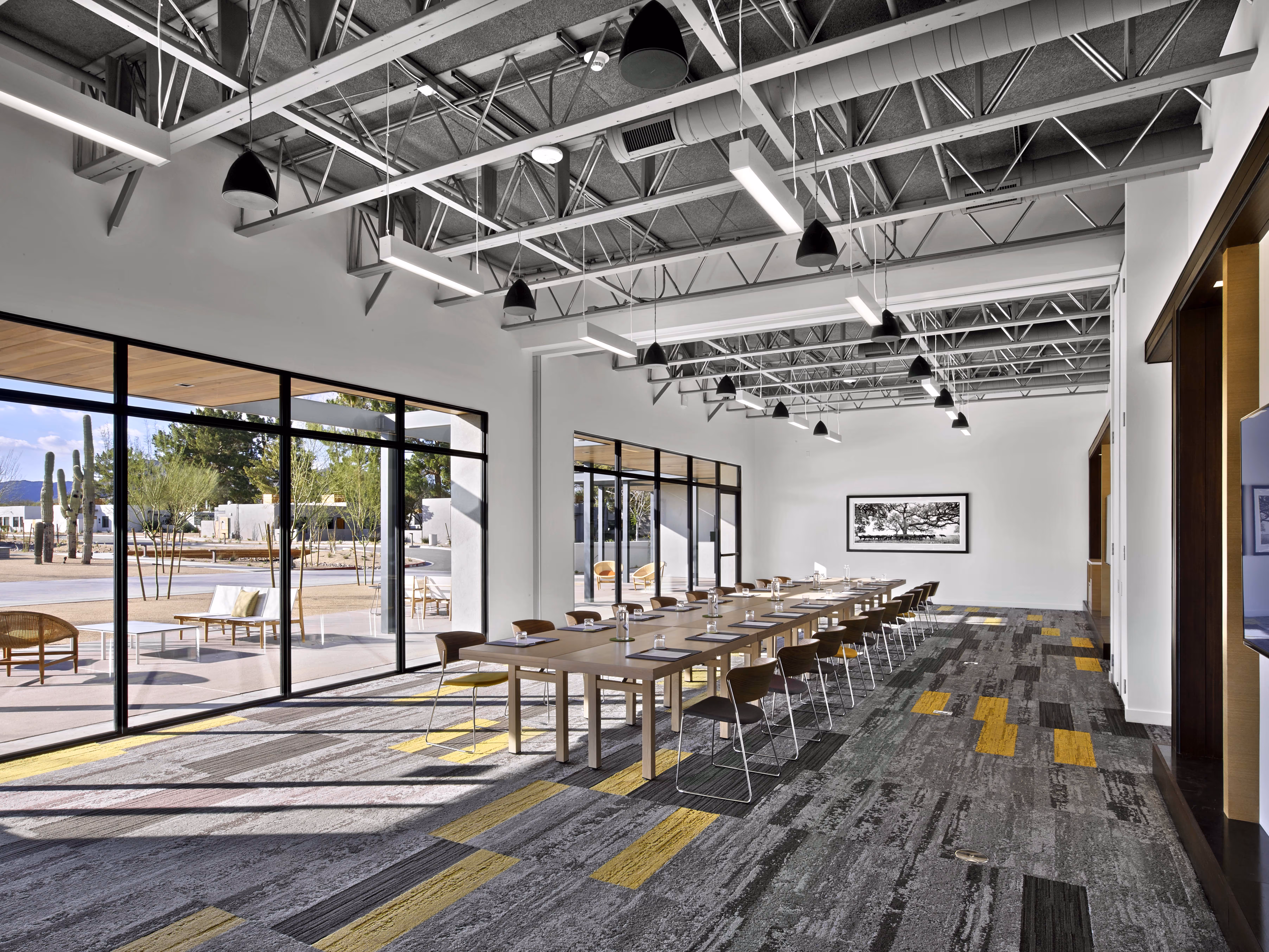 Image of a meeting room