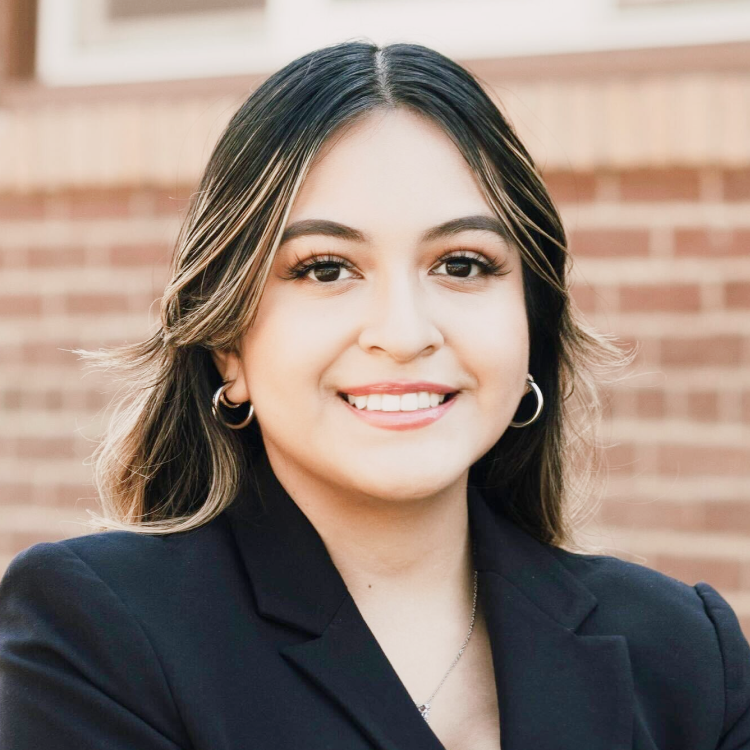Daisy Leon: Client Engagement Specialist