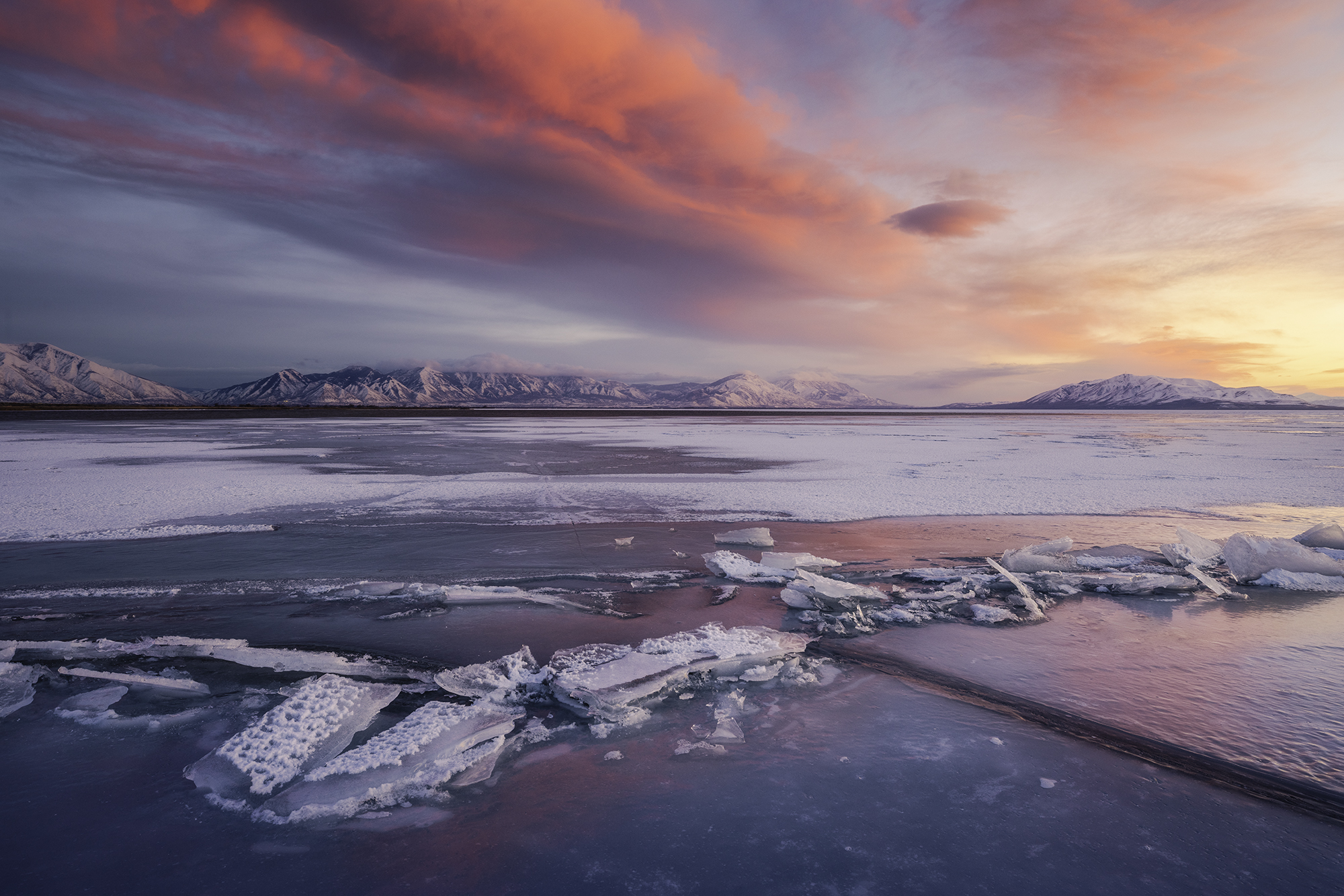 This beautiful image of Utah's landscape will be printed onto sleek metal with a recessed frameback and will be a classy, modern addition to your home. 