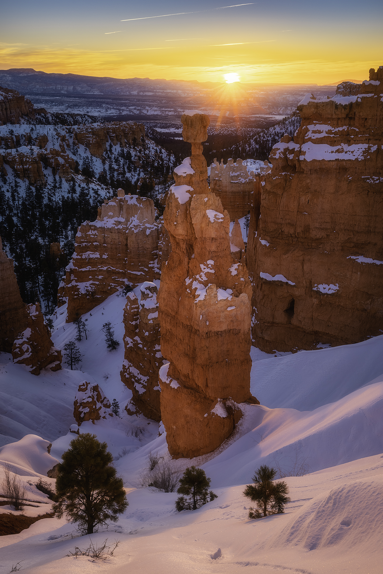 This beautiful image of Utah's landscape will be printed onto sleek metal with a recessed frameback and will be a classy, modern addition to your home. 