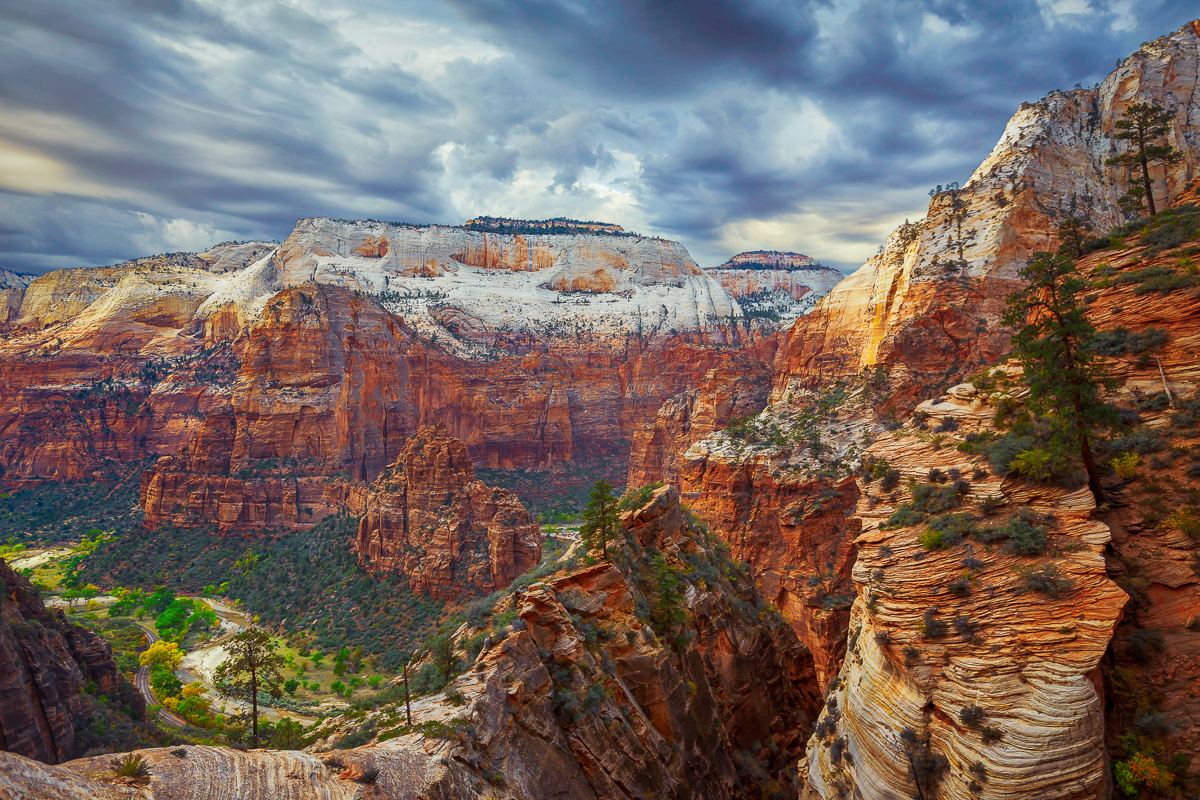 This beautiful image of Utah's landscape will be printed onto sleek metal with a recessed frameback and will be a classy, modern addition to your home. 