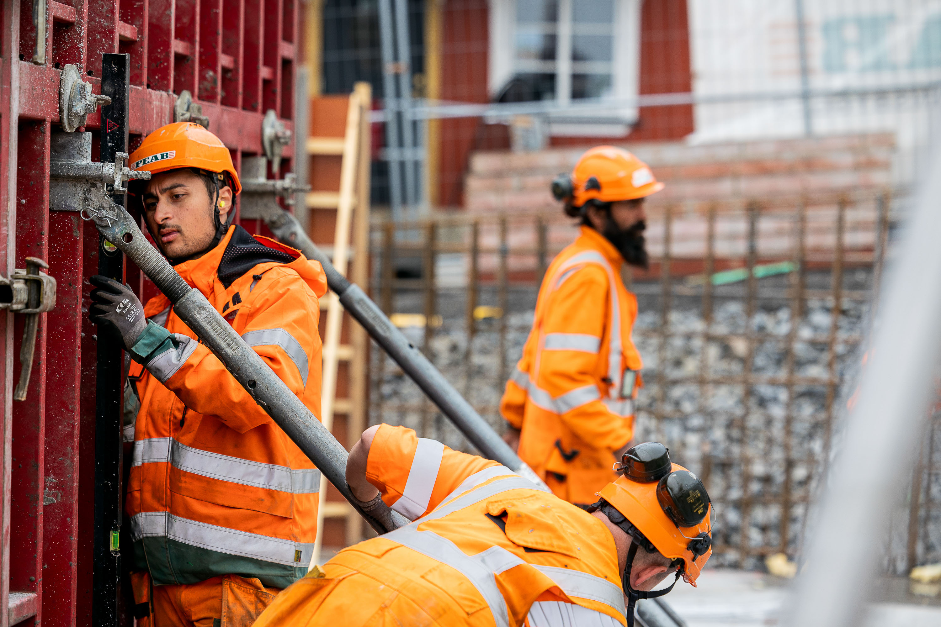 Ansatte samarbeider på arbeidsplassen – situasjonsbilde Oslo