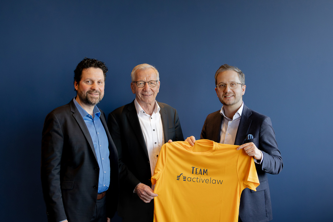 Dirk-Ulrich Mende verstärkt activelaw im Öffentlichen Recht